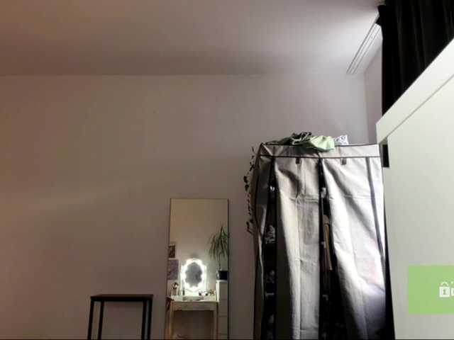 lisasmall live cam on BongaCams