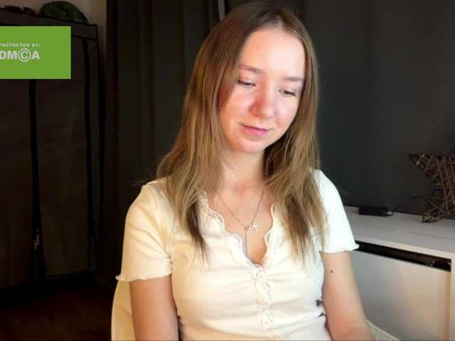 lisasmall live cam on BongaCams
