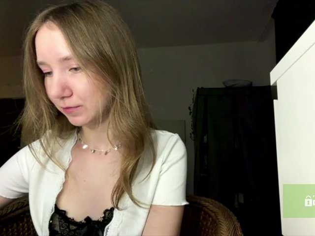 lisasmall live cam on BongaCams