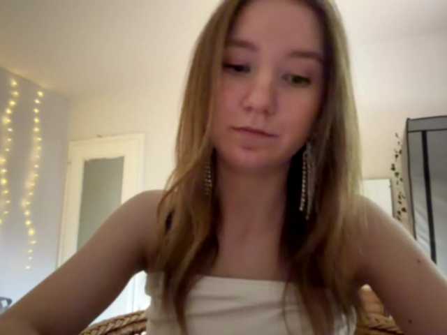 lisasmall live cam on BongaCams