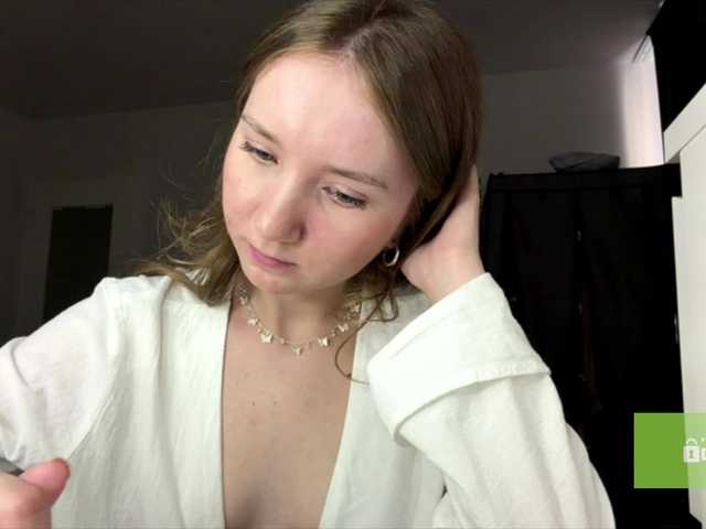 lisasmall live cam on BongaCams