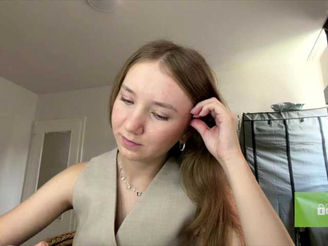 lisasmall live cam on BongaCams