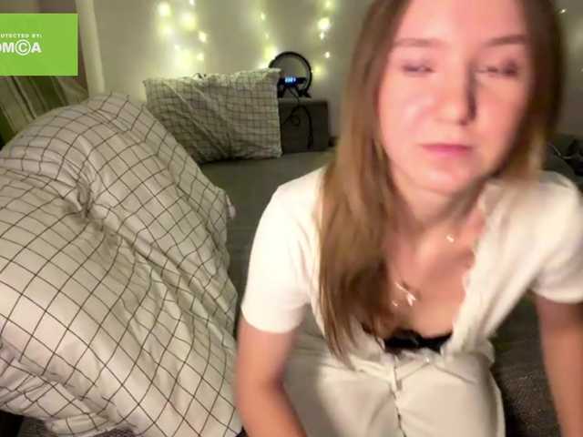 lisasmall live cam on BongaCams