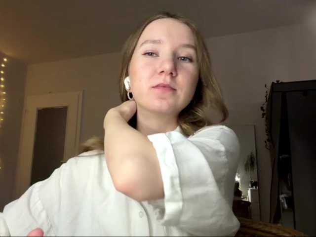 lisasmall cam belle