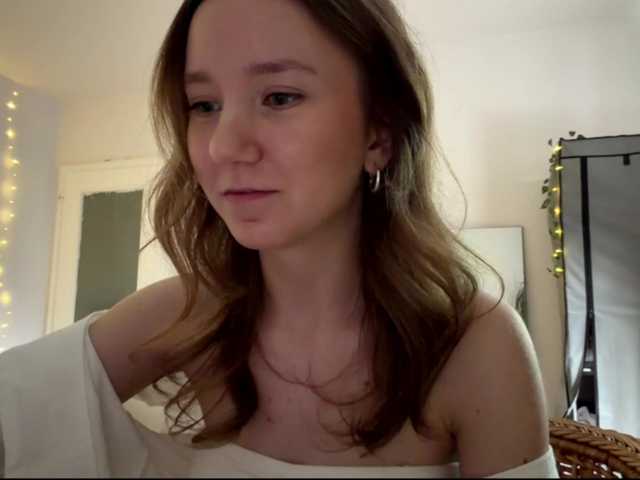 lisasmall Live Cam on BongaCams