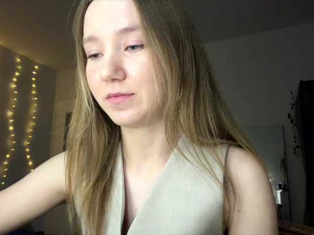 lisasmall live cam on BongaCams