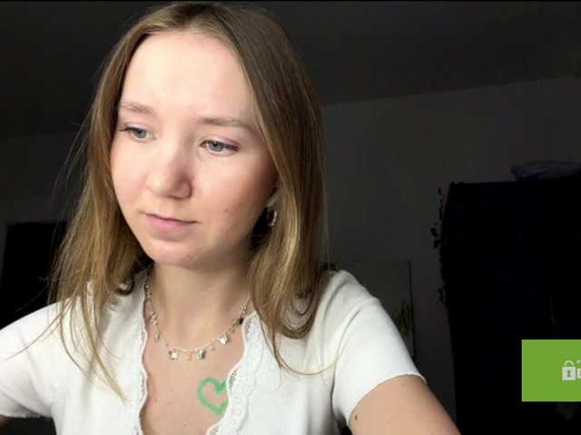 lisasmall live cam on BongaCams