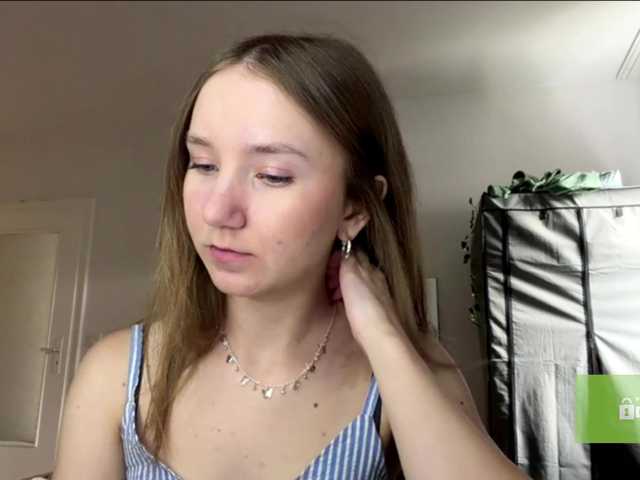 lisasmall live cam on BongaCams