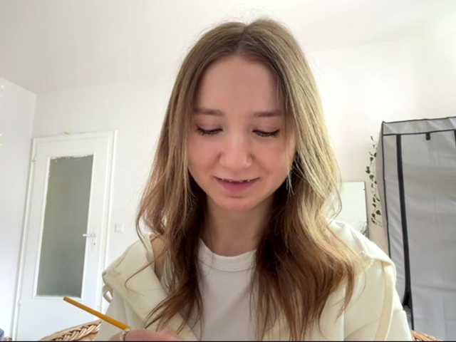 lisasmall live cam on BongaCams