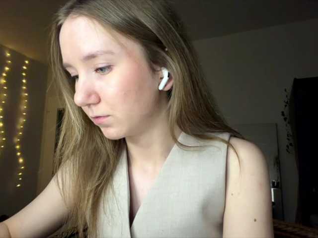 lisasmall live cam on BongaCams