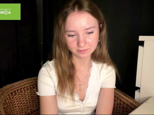 lisasmall live cam on BongaCams