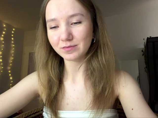 lisasmall live cam on BongaCams