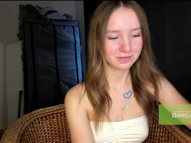 lisasmall live cam on BongaCams