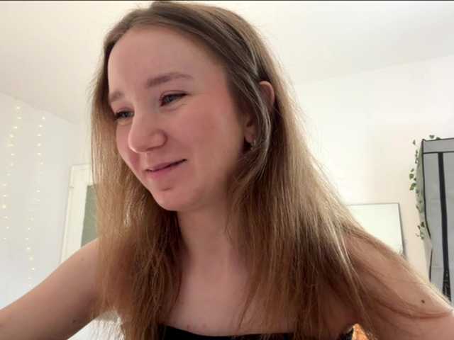 lisasmall live cam on BongaCams