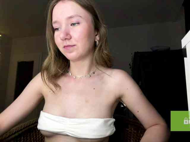 lisasmall Sex Cam Show