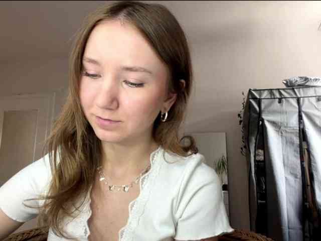 lisasmall webcam