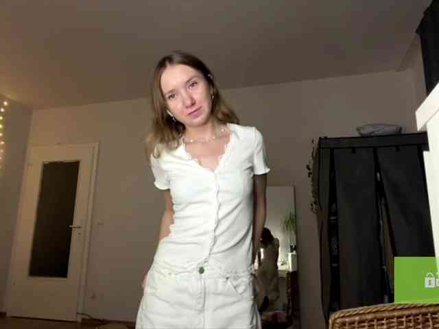 lisasmall Sex Cam Show