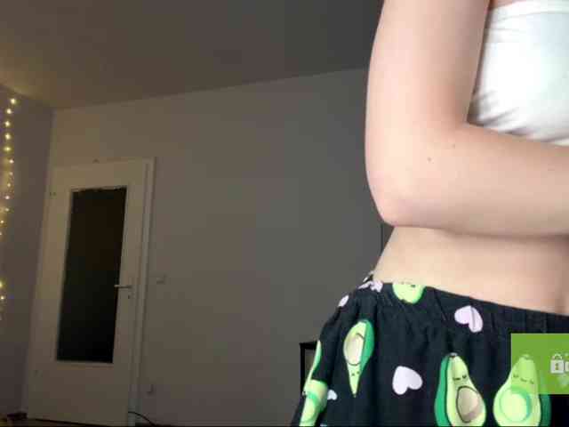 lisasmall webcam