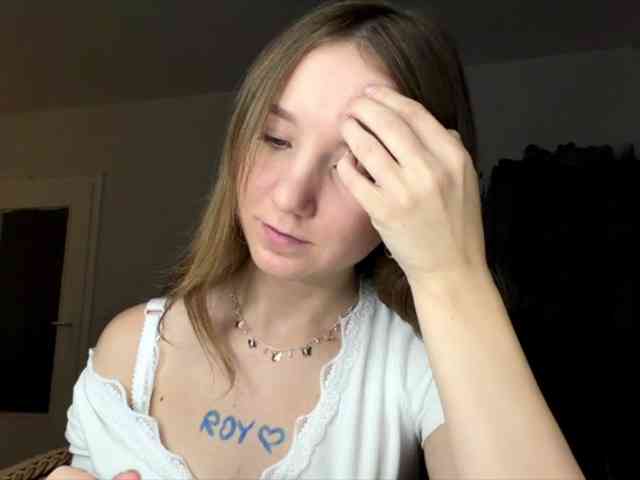 lisasmall webcam