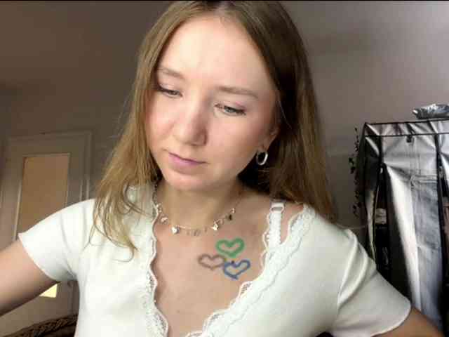 lisasmall webcam