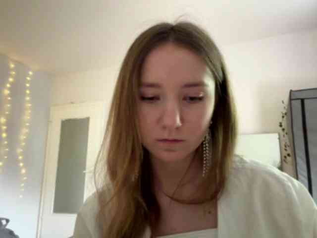 lisasmall webcam