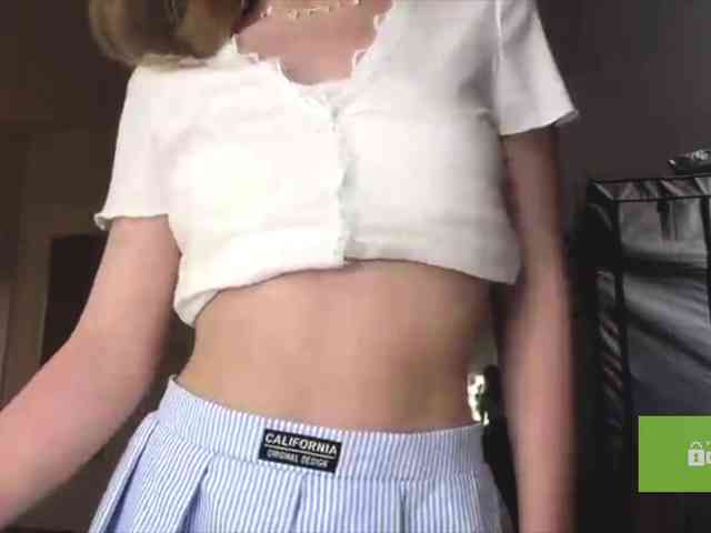 lisasmall webcam