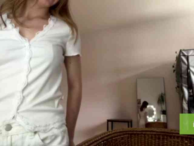 lisasmall webcam