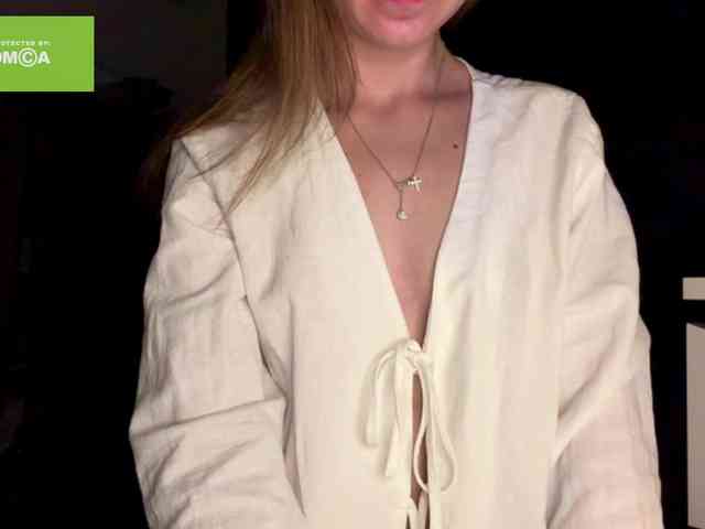 lisasmall webcam
