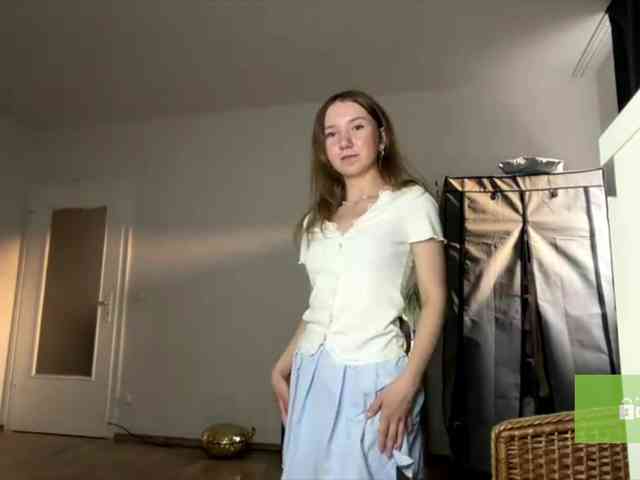 lisasmall Sex Cam Show