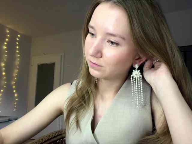lisasmall webcam