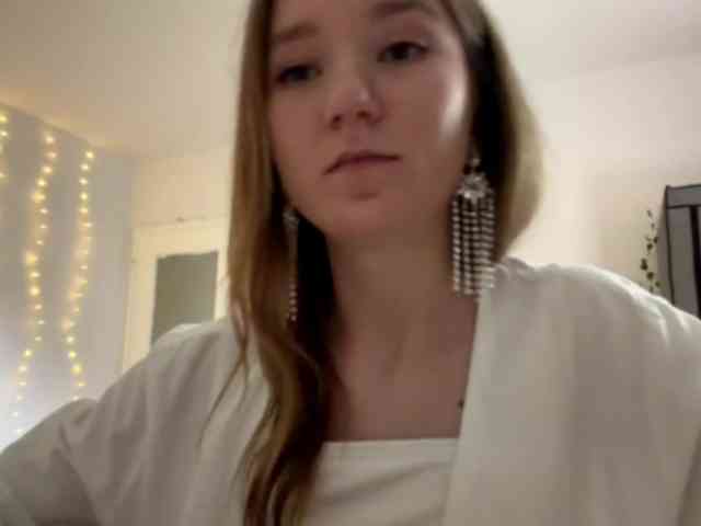 lisasmall webcam