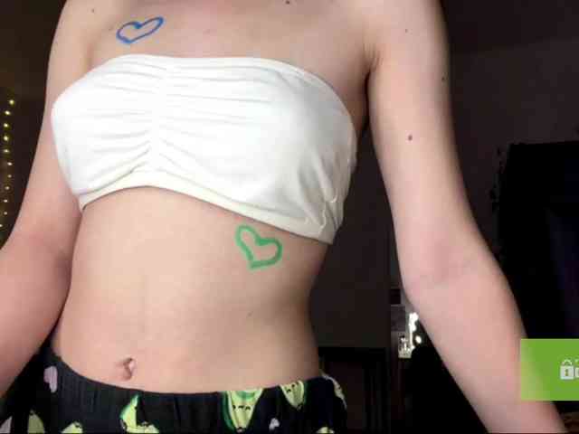 lisasmall webcam
