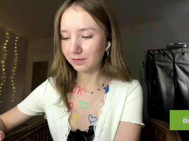 lisasmall webcam