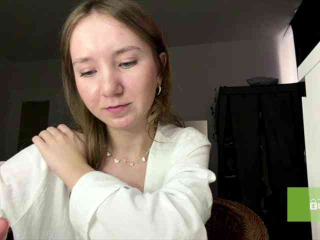 lisasmall Live Webcam on BongaCams