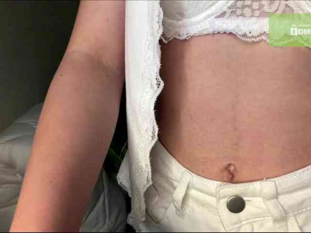 lisasmall webcam