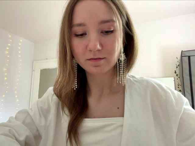 lisasmall webcam