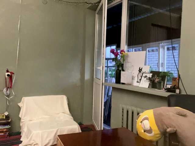 Oxana-3 live cam on BongaCams