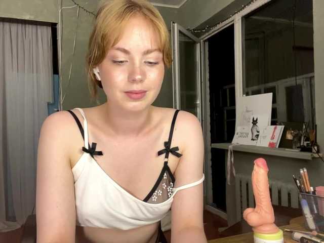 Oxana-3 live cam on BongaCams