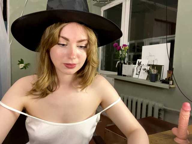 Oxana-3 live cam on BongaCams