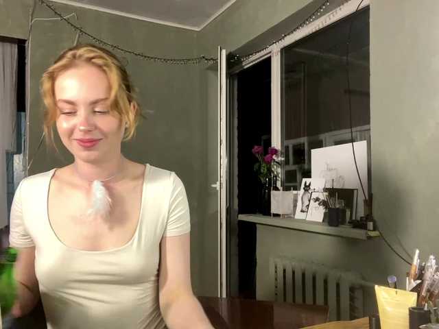 Oxana-3 live cam on BongaCams