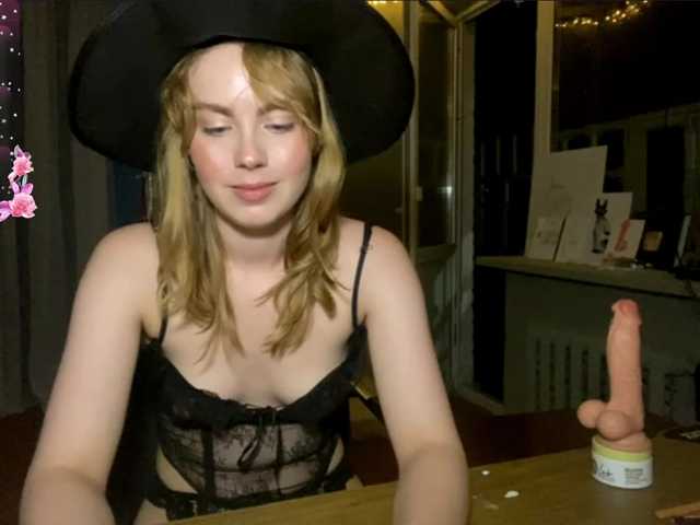 Oxana-3 live webcam show