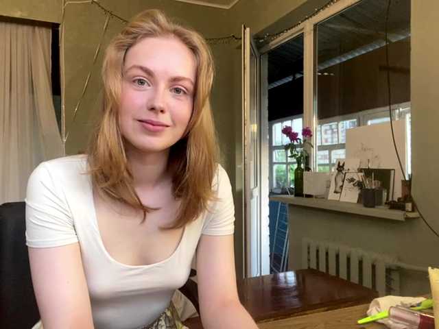 Oxana-3 live cam on BongaCams