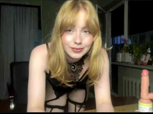 Oxana-3 Sex Cam Show