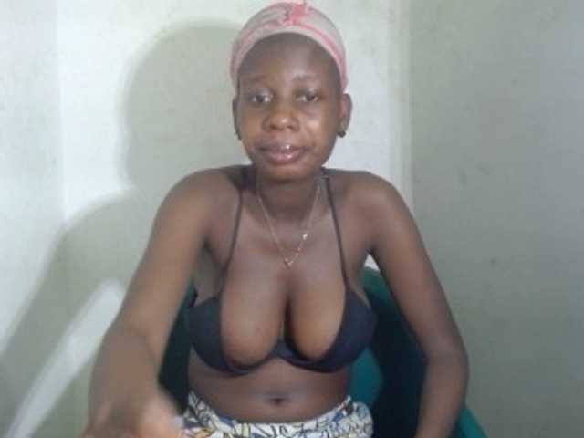 Wetxxpussy live cam on BongaCams