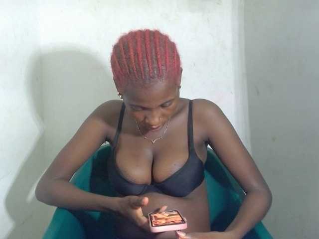 Wetxxpussy live cam on BongaCams