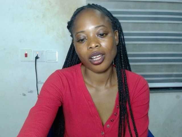 Cherryxxpussy live cam on BongaCams