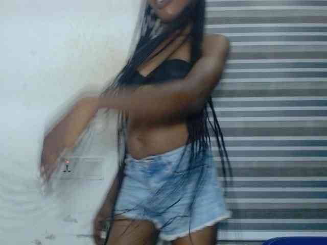 Cherryxxpussy webcam
