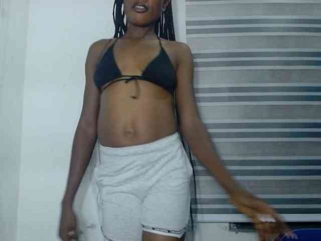 Cherryxxpussy webcam