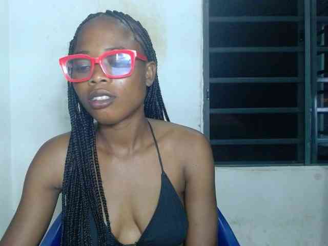 Cherryxxpussy webcam