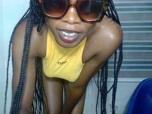 Cherryxxpussy webcam